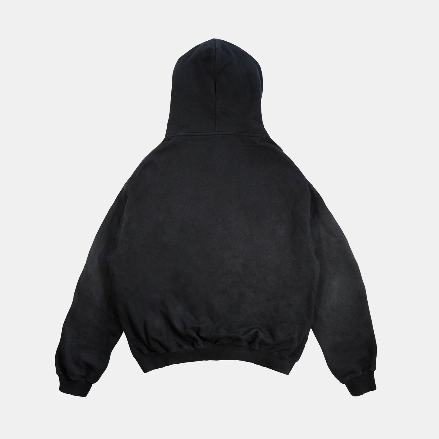00 - Hoodie negro acid wash